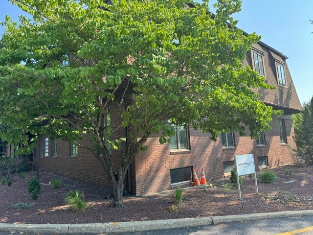 More Photos Of 180 Old Tappan Rd, Old Tappan Medical For Sale