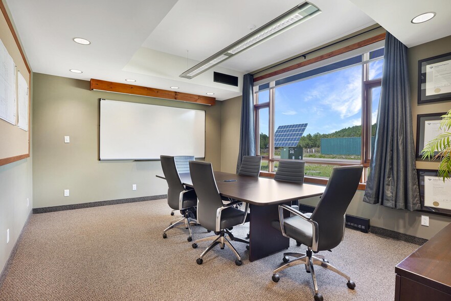 More Photos Of 13 Commerce Crt, Bancroft Office For Sale