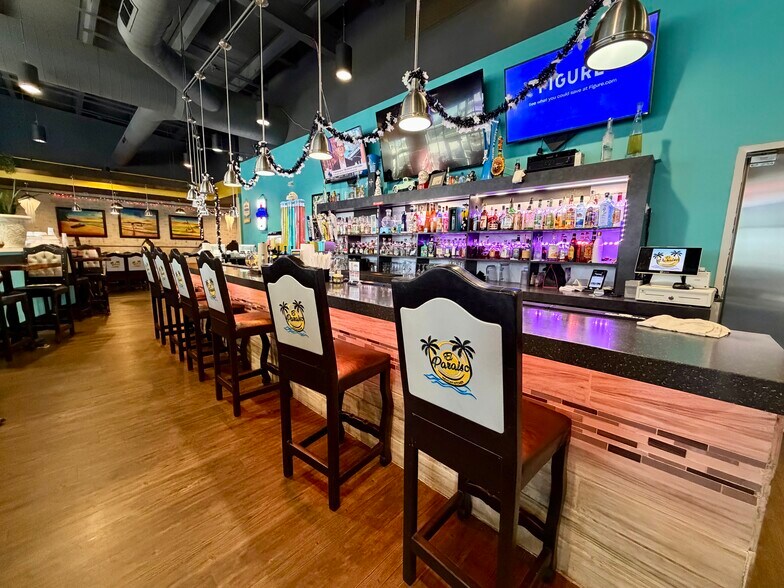 More Photos Of 306 E Chestnut St, Strafford Freestanding For Sale