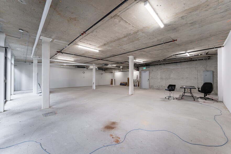 More Photos Of 241 Keefer St, Vancouver Multifamily For Sale