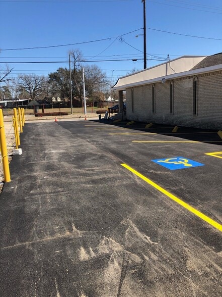 More Photos Of 3911 Fulton St, Houston Religious Facility For Lease