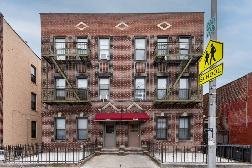 Primary Photo Of 3545 Crescent St, Astoria Apartments For Sale