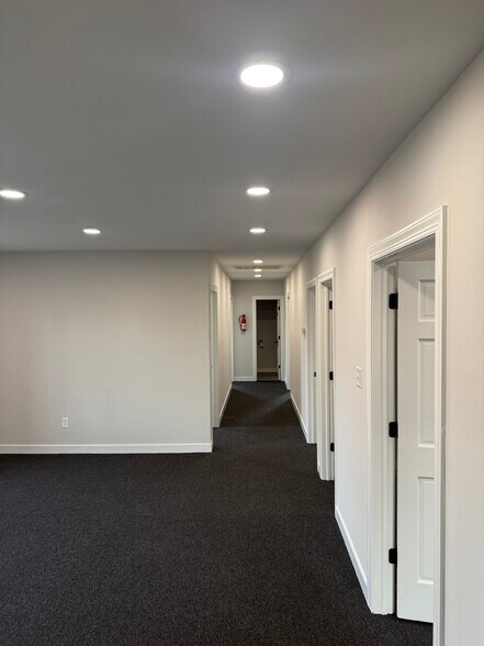 More Photos Of 1507 Huguenot Rd, Richmond Medical For Lease