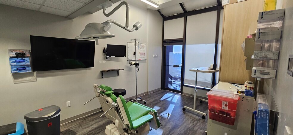 More Photos Of 7586 W Jewell Ave, Lakewood Medical For Sale