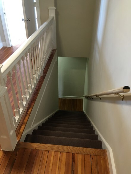 More Photos Of 2010 Chamberlayne Ave, Richmond Freestanding For Lease