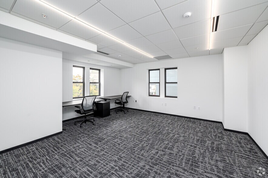 More Photos Of 1763 Columbia Rd NW, Washington Coworking Space