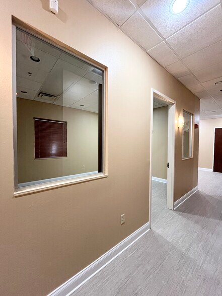 More Photos Of 6000 Turkey Lake Rd, Orlando Medical For Lease