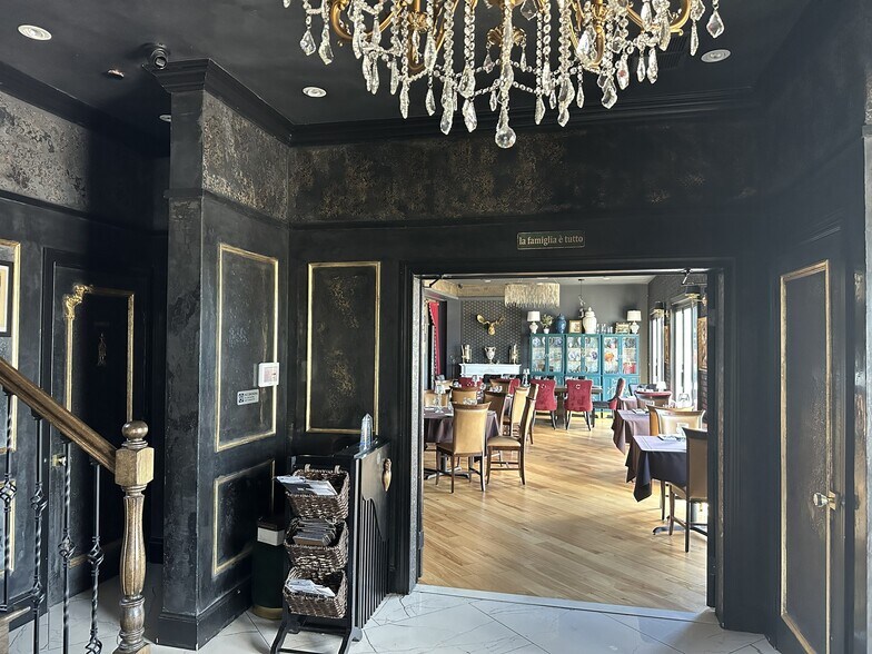 More Photos Of 141 Mansion Ave, Staten Island Restaurant For Sale