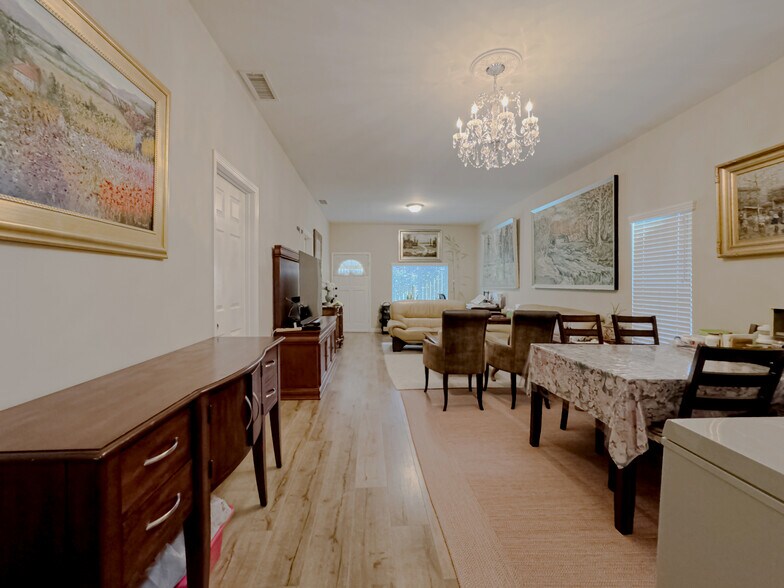 More Photos Of 1409 S New Hampshire Ave, Los Angeles Multifamily For Sale