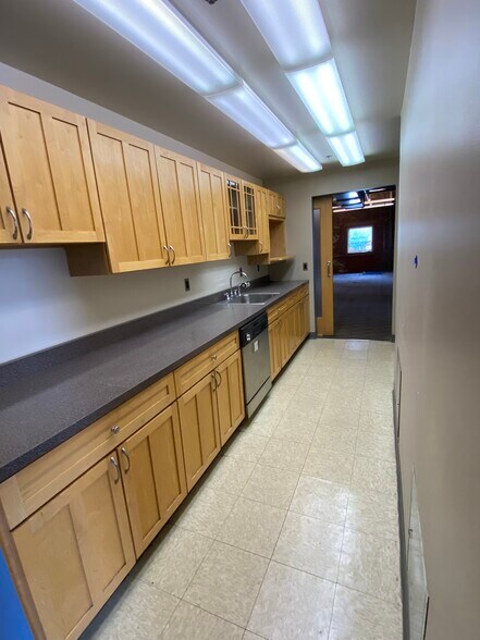 More Photos Of 3030 Penn Ave, Pittsburgh Loft Creative Space For Sale