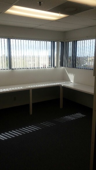 More Photos Of 5000 W Sunset Blvd, Los Angeles Medical For Lease