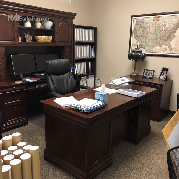 More Photos Of 787 E Butler Rd, Mauldin Health Club For Lease