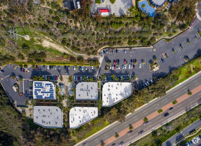 More Photos Of 5860 Owens Ave, Carlsbad Office For Sale