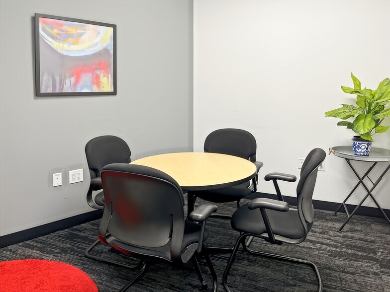 More Photos Of 500 Capitol Mall, Sacramento Coworking Space