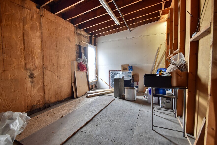 More Photos Of 47 W Main St, Geneva Storefront Retail Residential For Sale