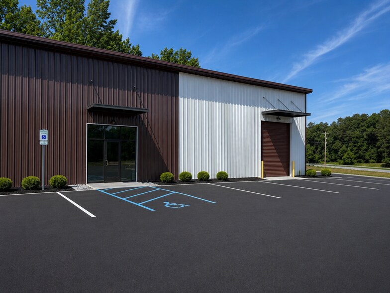More Photos Of 2036 Frontage Rd, Anderson Unknown For Lease