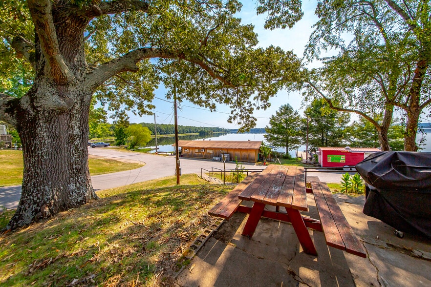 More Photos Of 18 Coffee Creek Lndg, Perryville Hotel For Sale