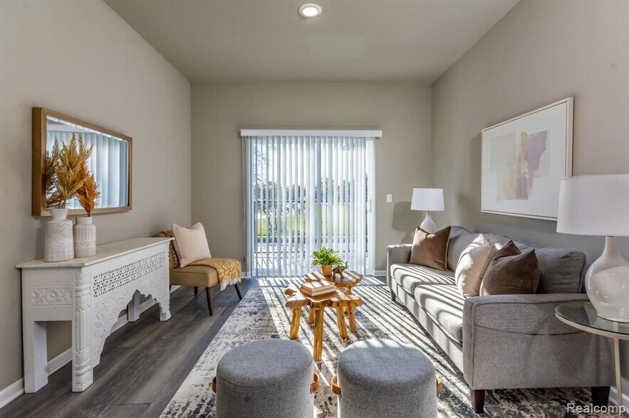 More Photos Of 1251 E Woodward Heights Blvd, Hazel Park Apartments For Sale