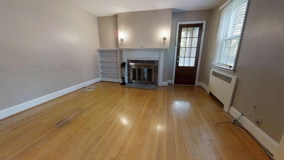 More Photos Of 310 Gittings Ave, Baltimore Apartments For Sale
