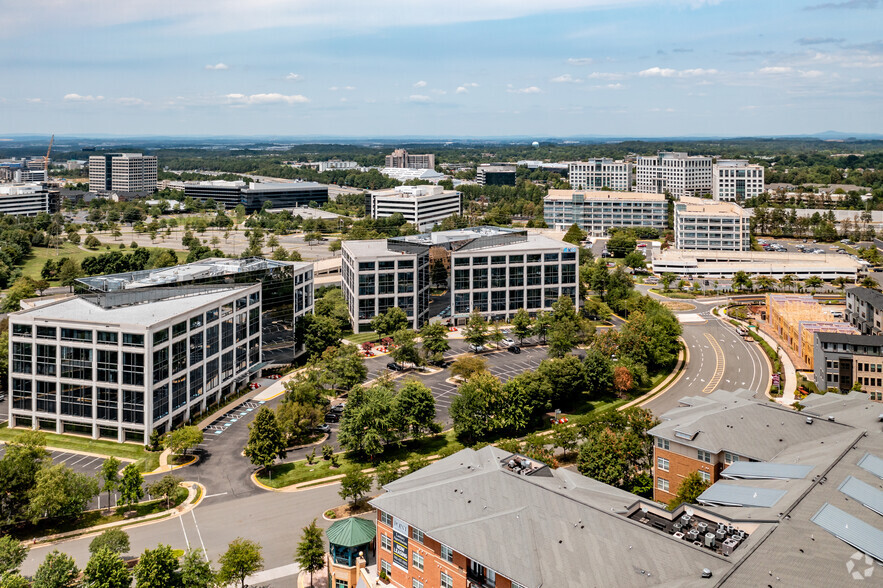 Primary Photo Of 2300 Corporate Park Dr, Herndon Unknown For Lease