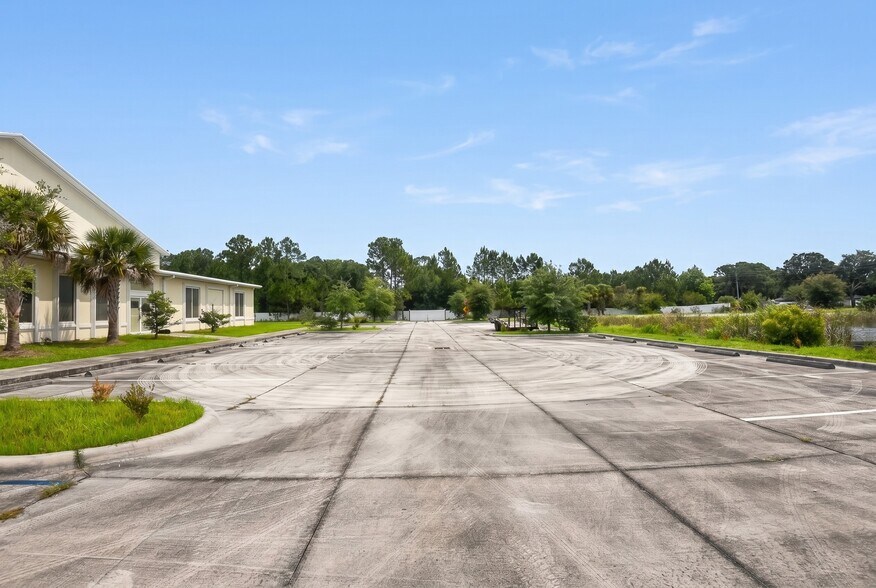 More Photos Of 4015 S Williamson Blvd, Port Orange Religious Facility For Sale