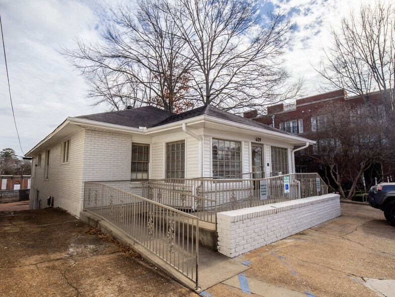 More Photos Of 409 S Lamar Blvd, Oxford Office Residential For Lease
