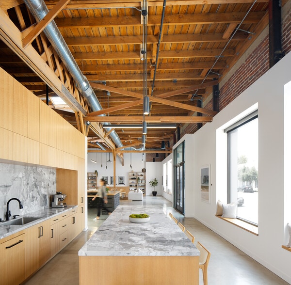 More Photos Of 450 S Raymond Ave, Pasadena Warehouse For Sale