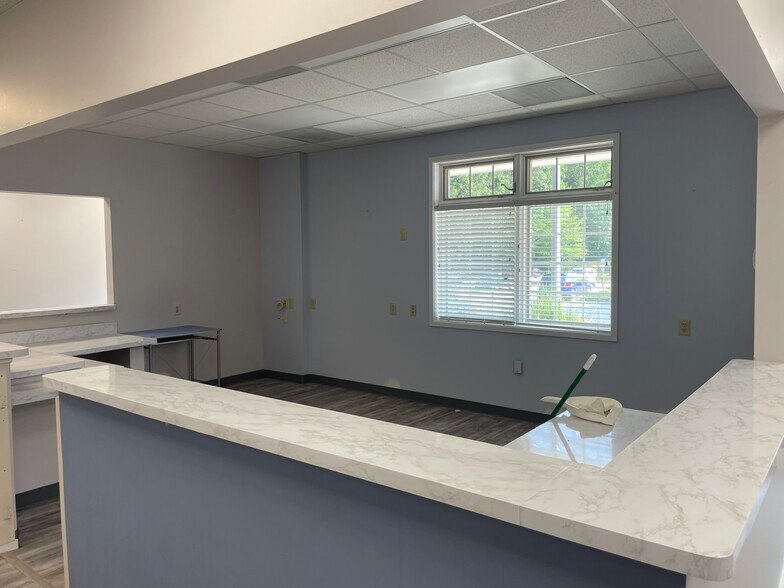 More Photos Of 325 Gambrills Rd, Gambrills Office For Sale