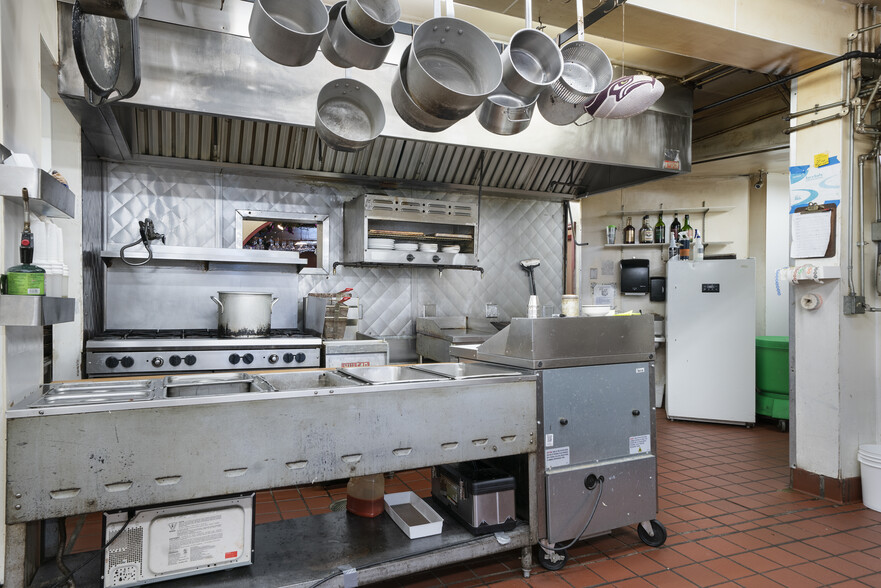 More Photos Of 3796 Us Highway 2 E, Kalispell Restaurant For Lease