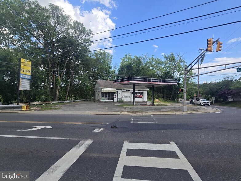 More Photos Of 1008 Kings Hwy, Swedesboro Auto Repair For Sale