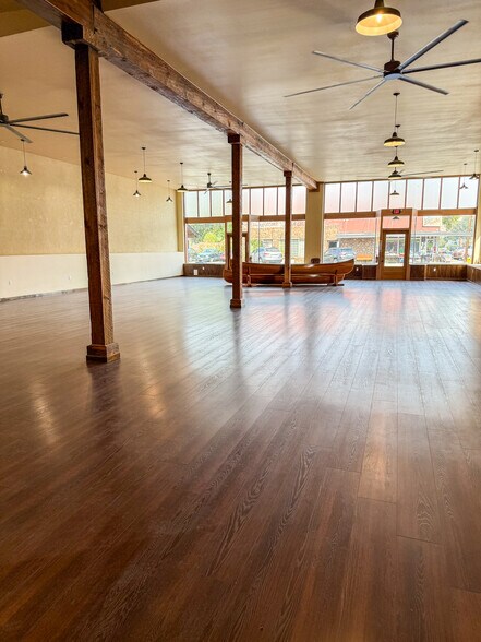 More Photos Of 21 Second St, Naches General Retail For Sale