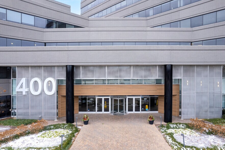 More Photos Of 400 Skokie Blvd, Northbrook Office For Lease