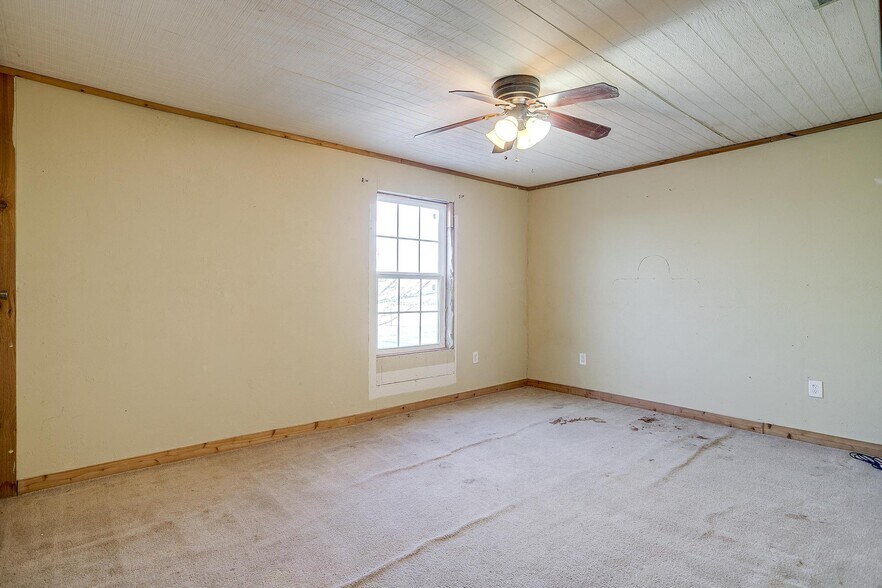 More Photos Of 2040 Erwin Rd, Poolville Land For Sale