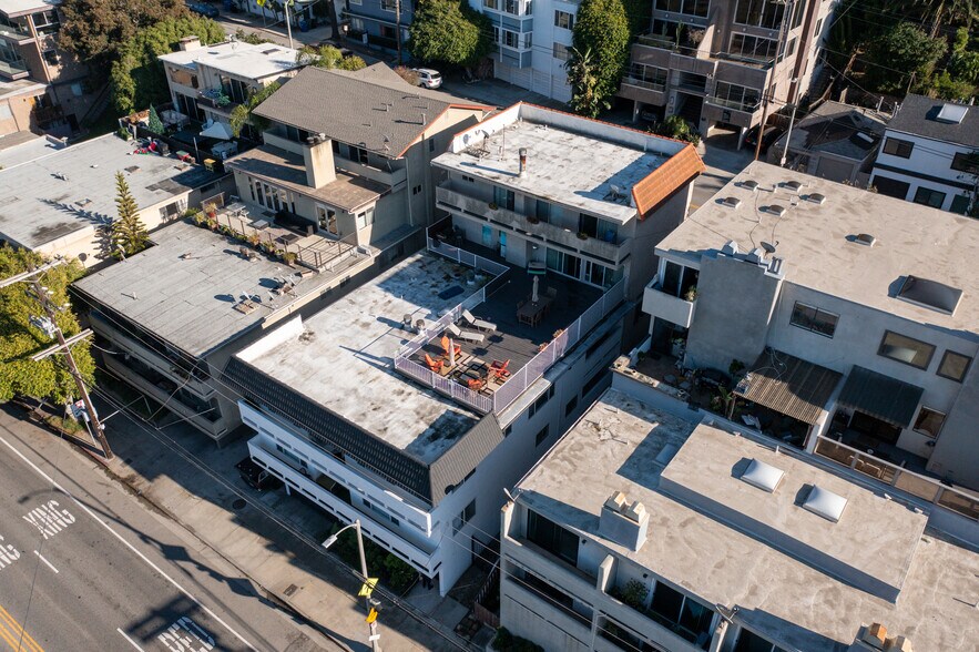 More Photos Of 332 Culver Blvd, Playa del Rey Apartments For Sale