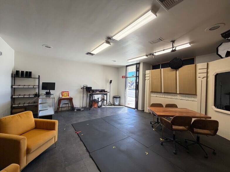More Photos Of 629 S Atlantic Blvd, Monterey Park Restaurant For Sale