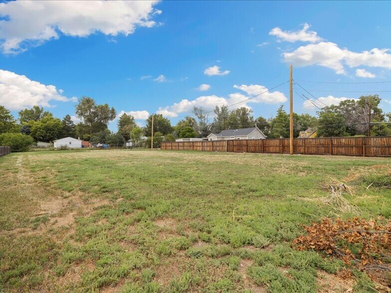 More Photos Of 1875 Wadsworth Blvd, Lakewood Office For Sale