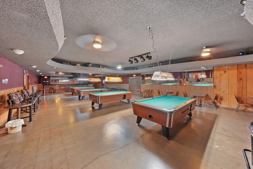 More Photos Of 44 N 19 1/2 Ave, Lemoore Restaurant For Sale