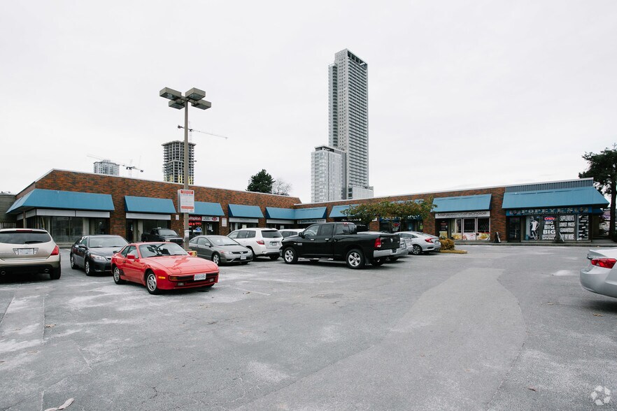 Primary Photo Of 10225-10229 King George Blvd, Surrey Storefront For Sale