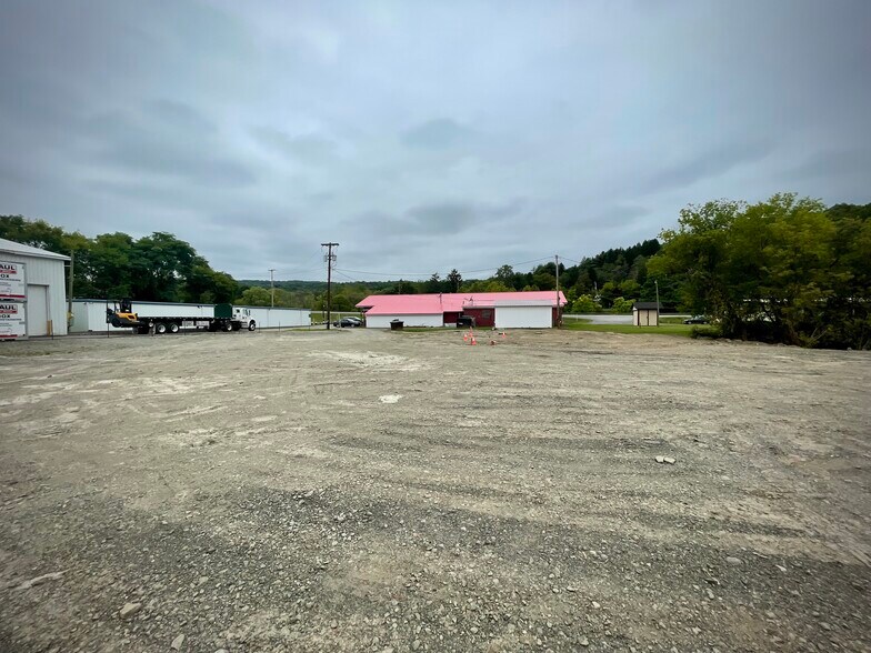More Photos Of 1253 W Danby Rd, Newfield Convenience Store For Sale