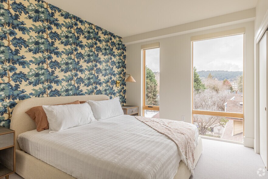 More Photos Of 1905 NW 23rd Ave, Portland Apartments For Lease