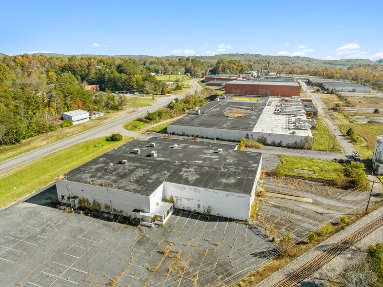 More Photos Of 1641 Fairystone Park Hwy, Stanleytown Warehouse For Sale