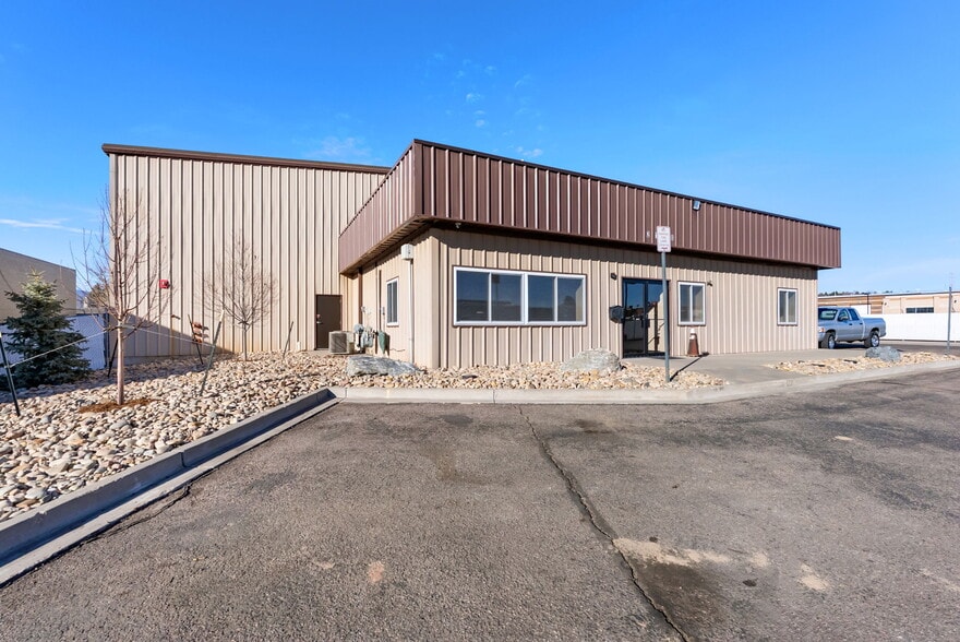 More Photos Of 2150 Victor Pl, Colorado Springs Distribution For Lease