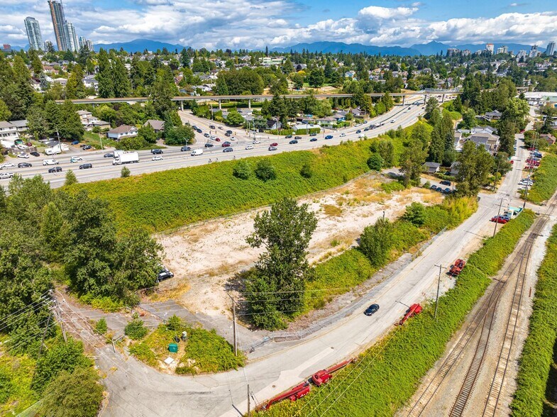 More Photos Of 502 Twentieth St, New Westminster Land For Lease