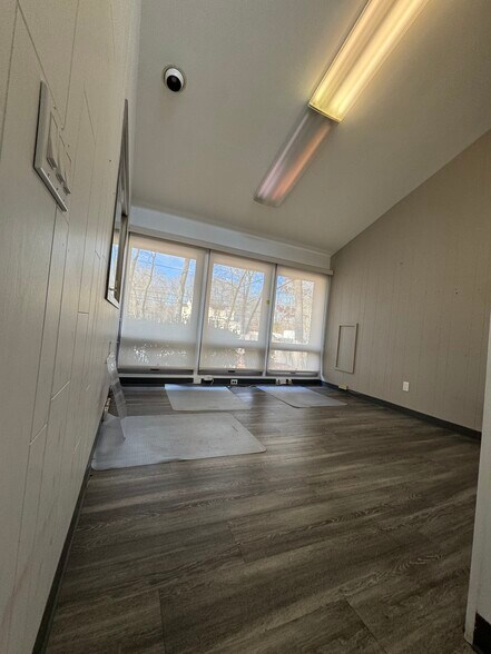 More Photos Of 43 Radio Ave, Miller Place Medical For Lease