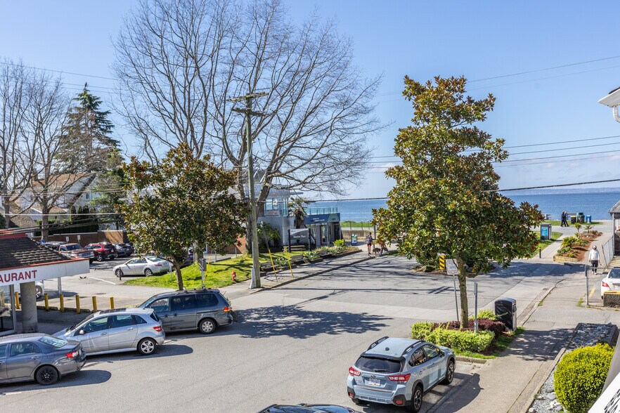 More Photos Of 12185 Beecher St, Surrey Storefront For Sale