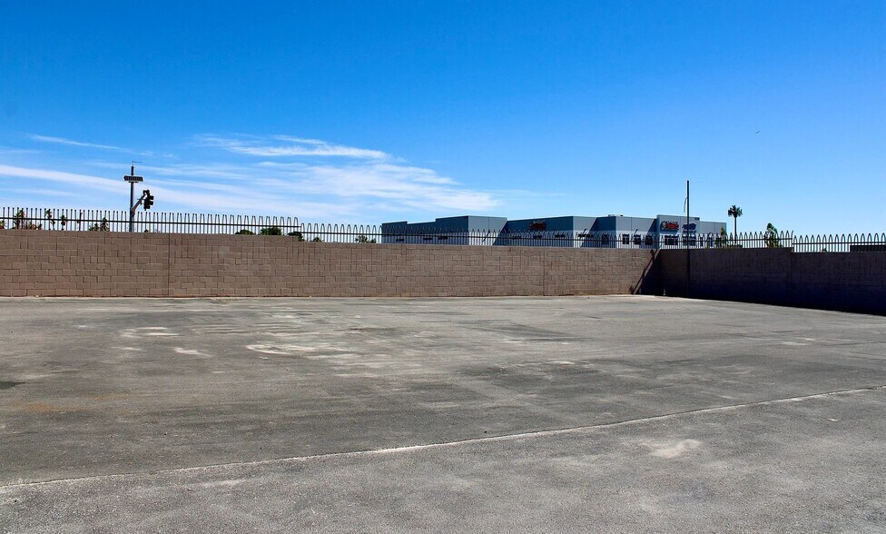More Photos Of 8935 El Camino Rd, Las Vegas Land For Lease
