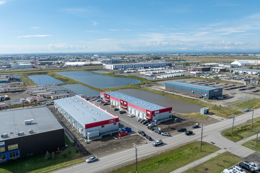 More Photos Of 285127 Frontier Rd, Calgary Warehouse For Lease