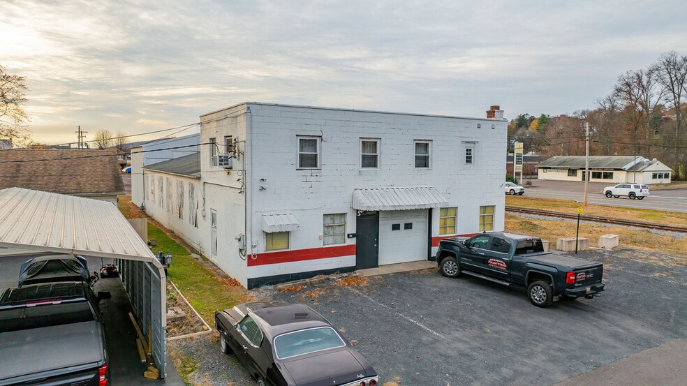 More Photos Of 680 Oak St, Bloomsburg Warehouse For Sale