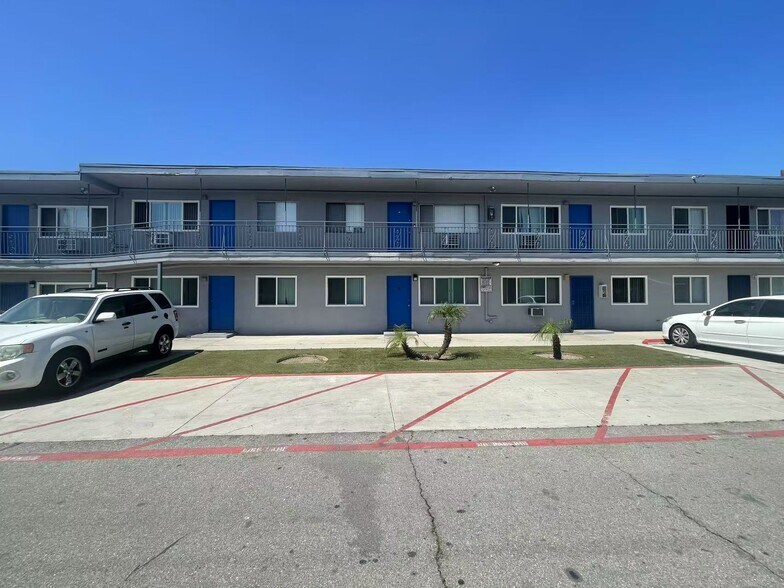 More Photos Of 1111 E 7th St, Pomona Apartments For Sale