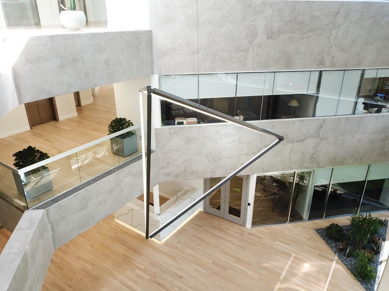 More Photos Of 5600 N May Ave, Oklahoma City Office For Lease